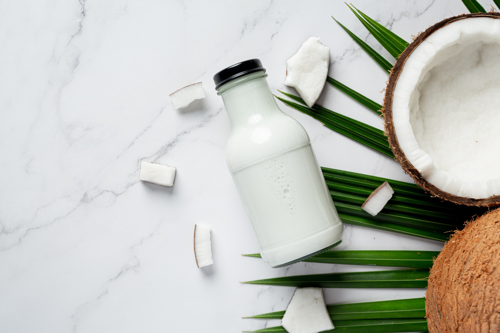 You are currently viewing The Nutritional Powerhouse: Unleashing the Health Benefits of Coconut Milk